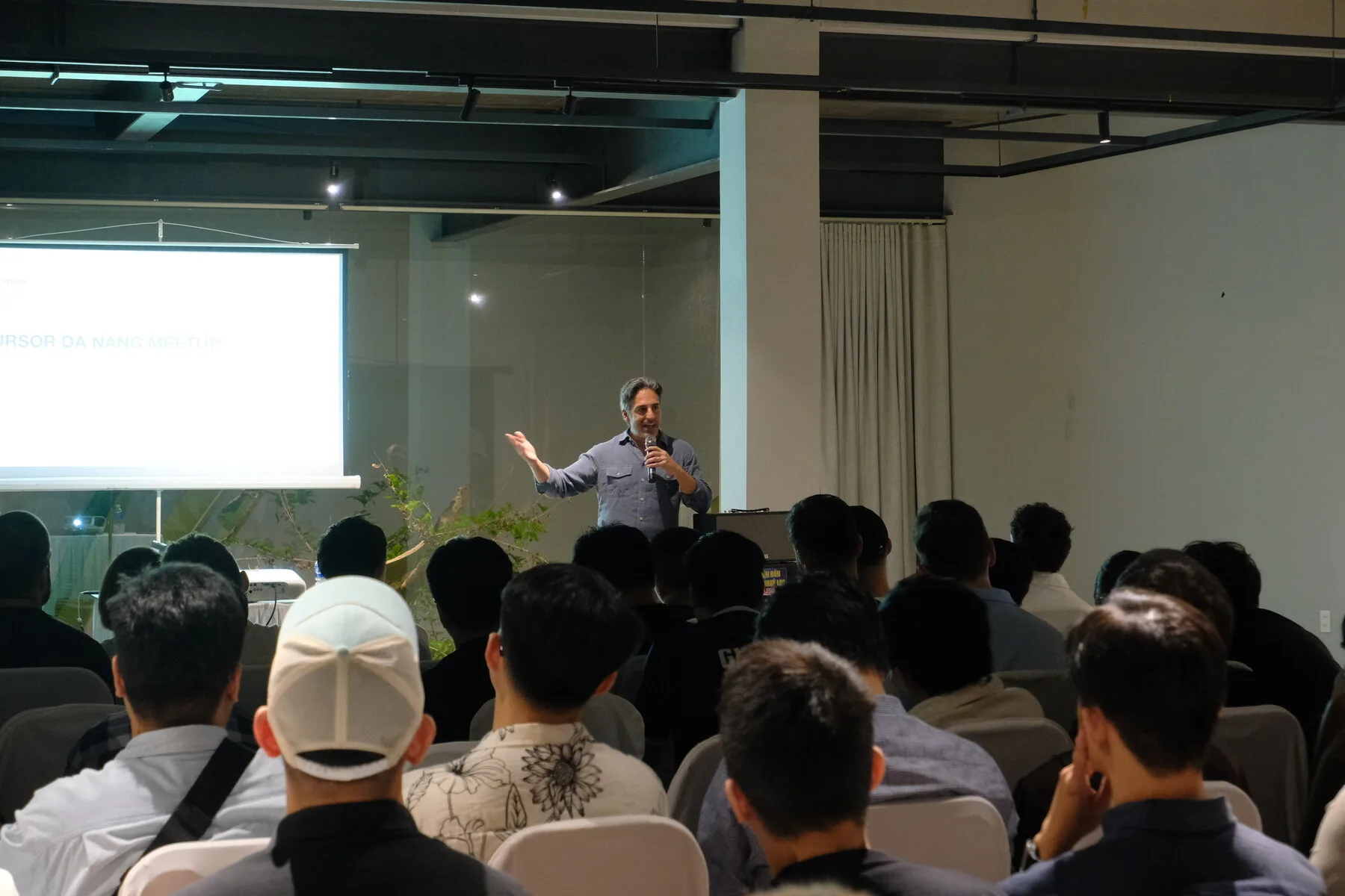 Cursor Da Nang Meetup — photo 9
